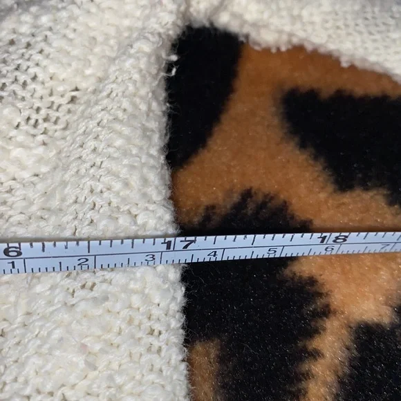 3/$30 Roxy Beach Sweater - Picture 8 of 8